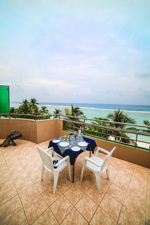 Relax Beach Inn Malé Kültér fotó